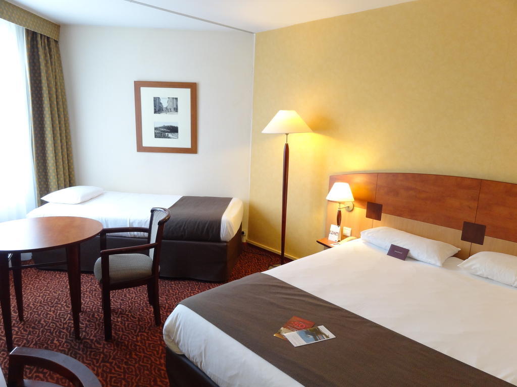 Mercure Saint Etienne Parc De L'Europe Exterior photo